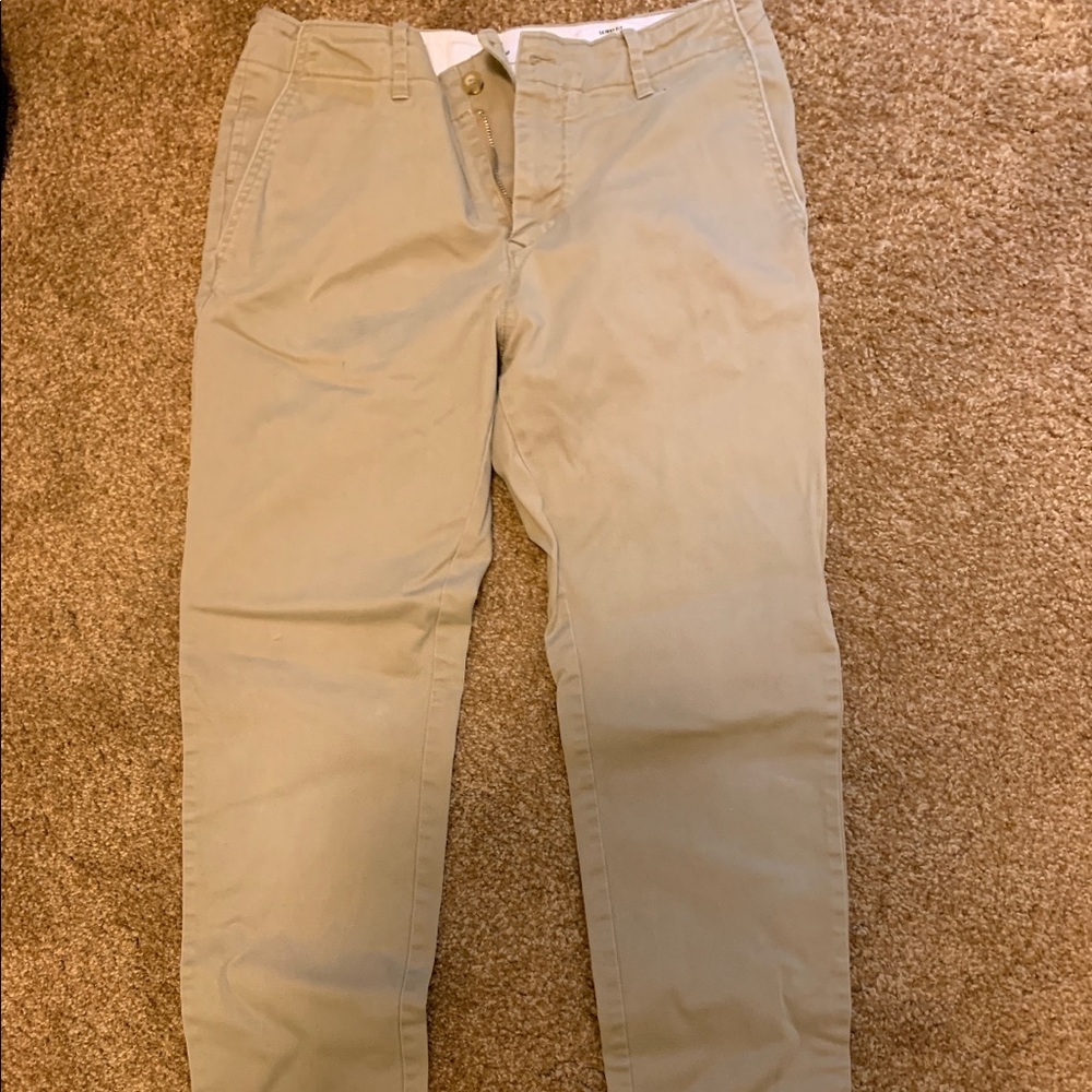 Khakis pants- great condition , comfy, slim fit